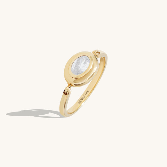 Nova Bezel Ring in Gold