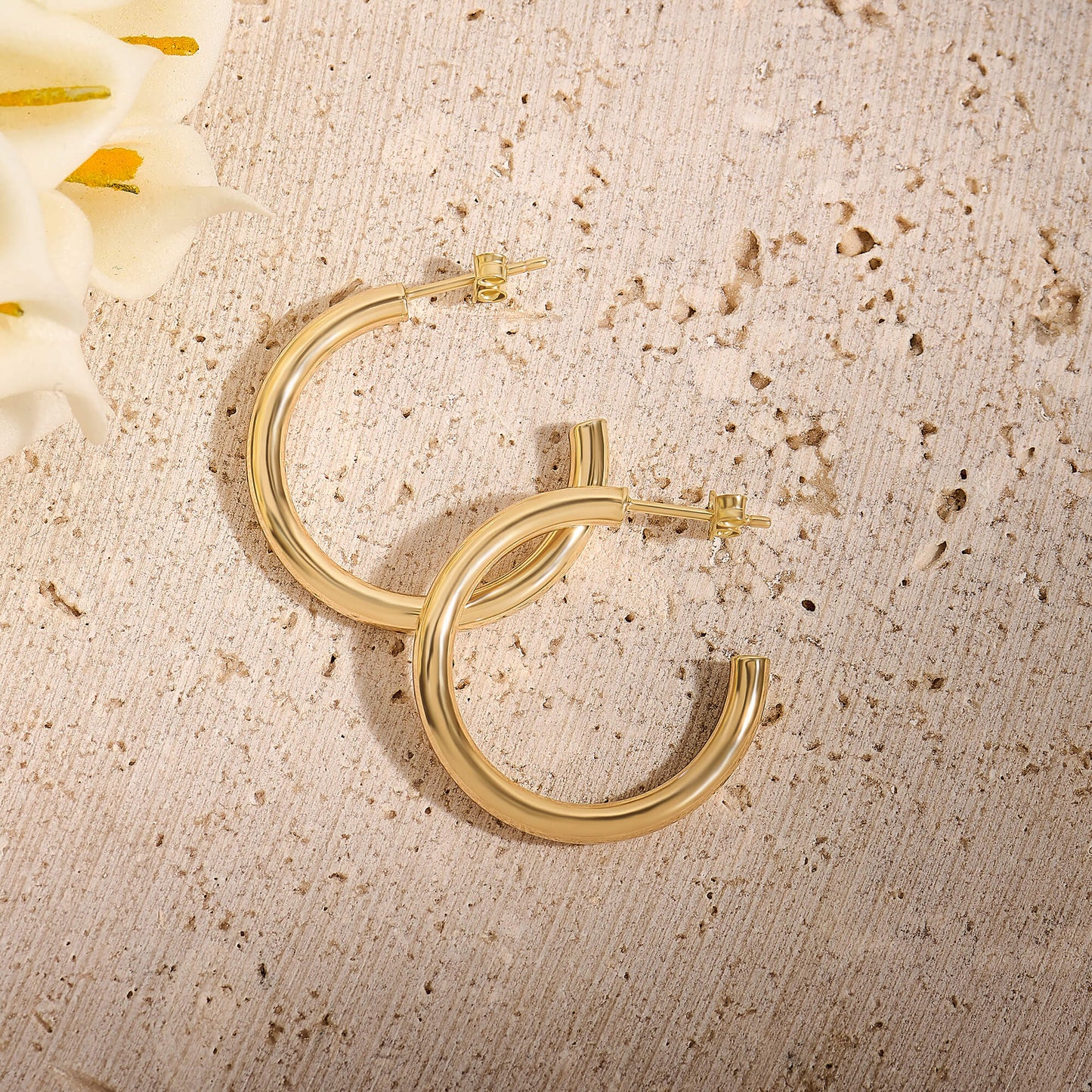 Open Hoop Earrings in Gold