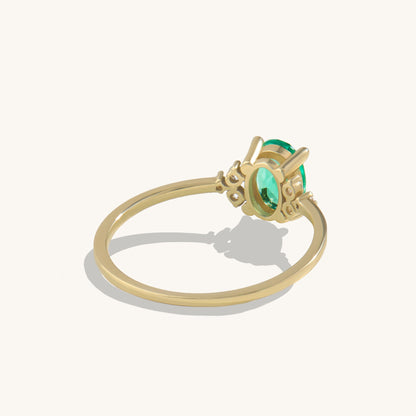 Oval Emerald Engagement Ring in Gold