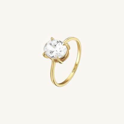 Oval Engagement Ring in Gold