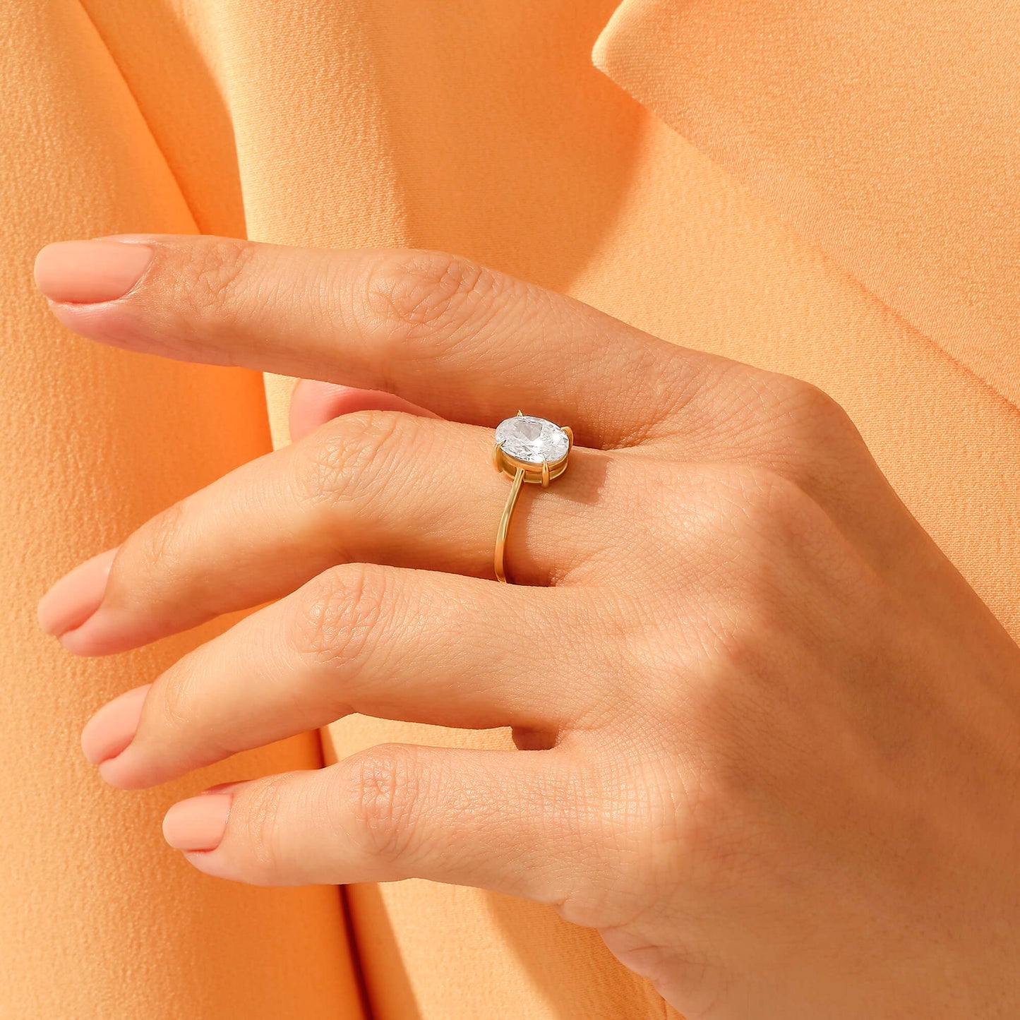 Oval Engagement Ring in Gold