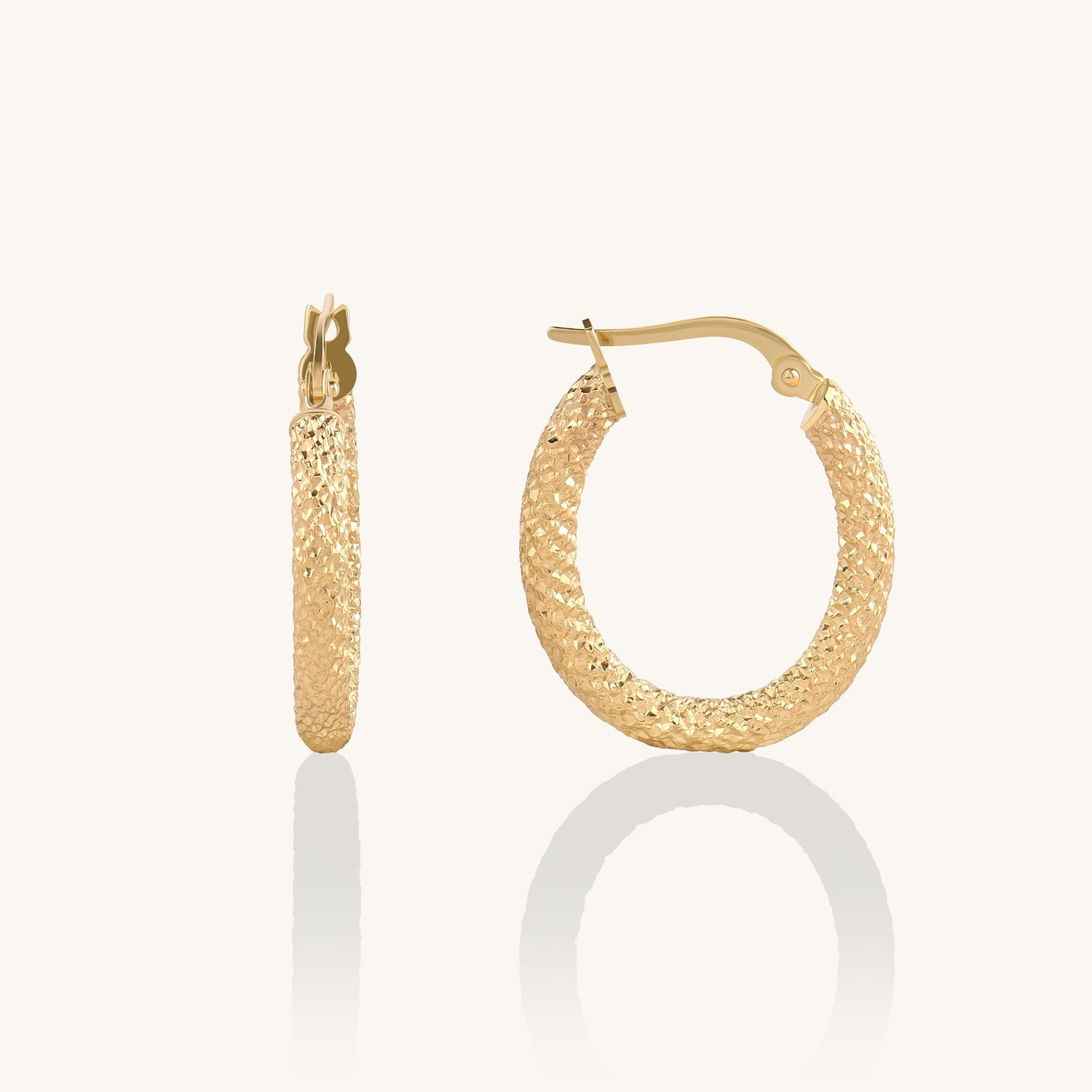 Oval Vintage Hoop Earrings in Gold