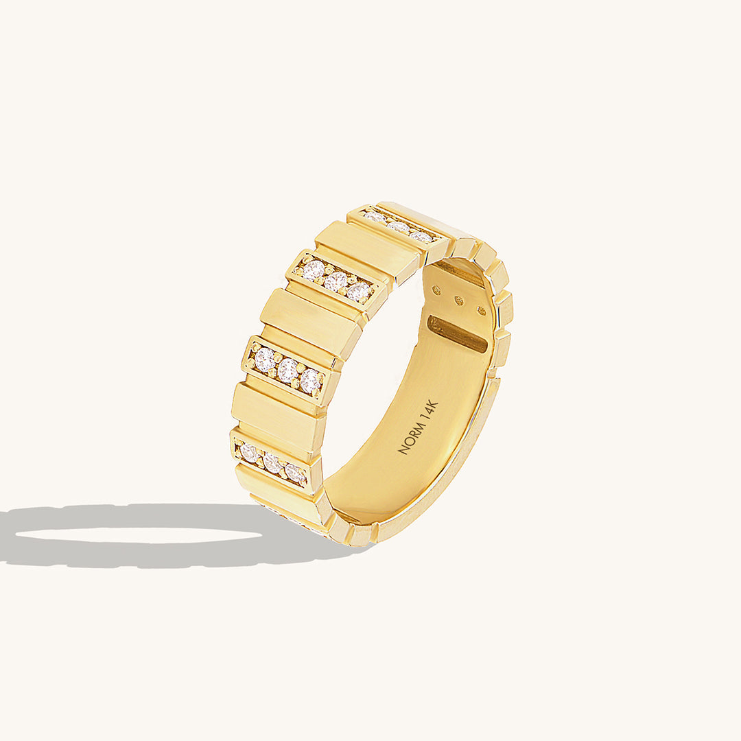 Pave Cigar Bar Band Ring in Gold