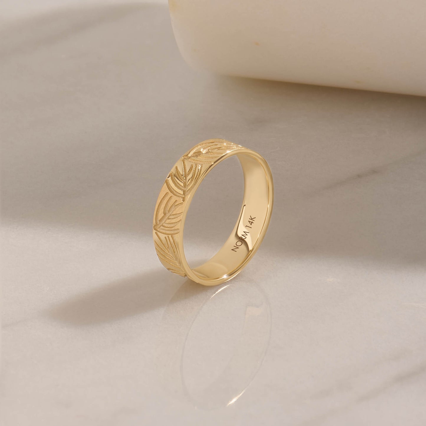 Palm Band Ring in Gold