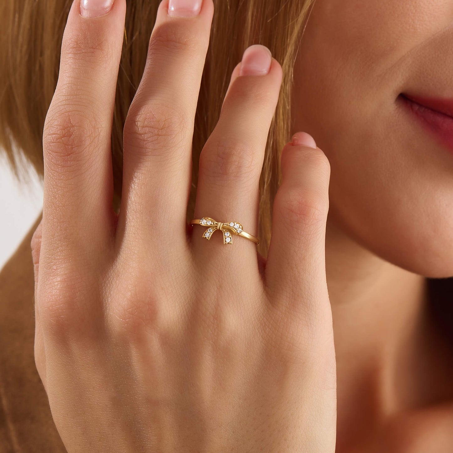 Pave Ribbon Ring in Gold