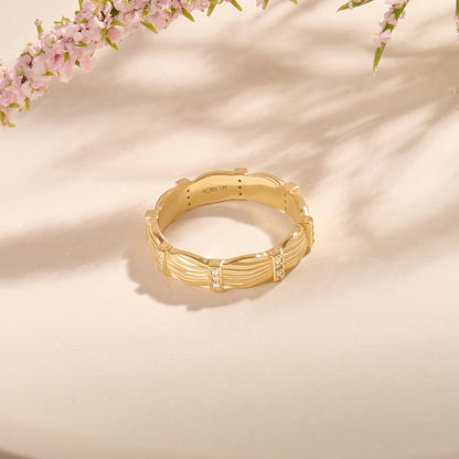 Pave Willow Ring in Gold