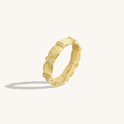 Pave Willow Ring in Gold