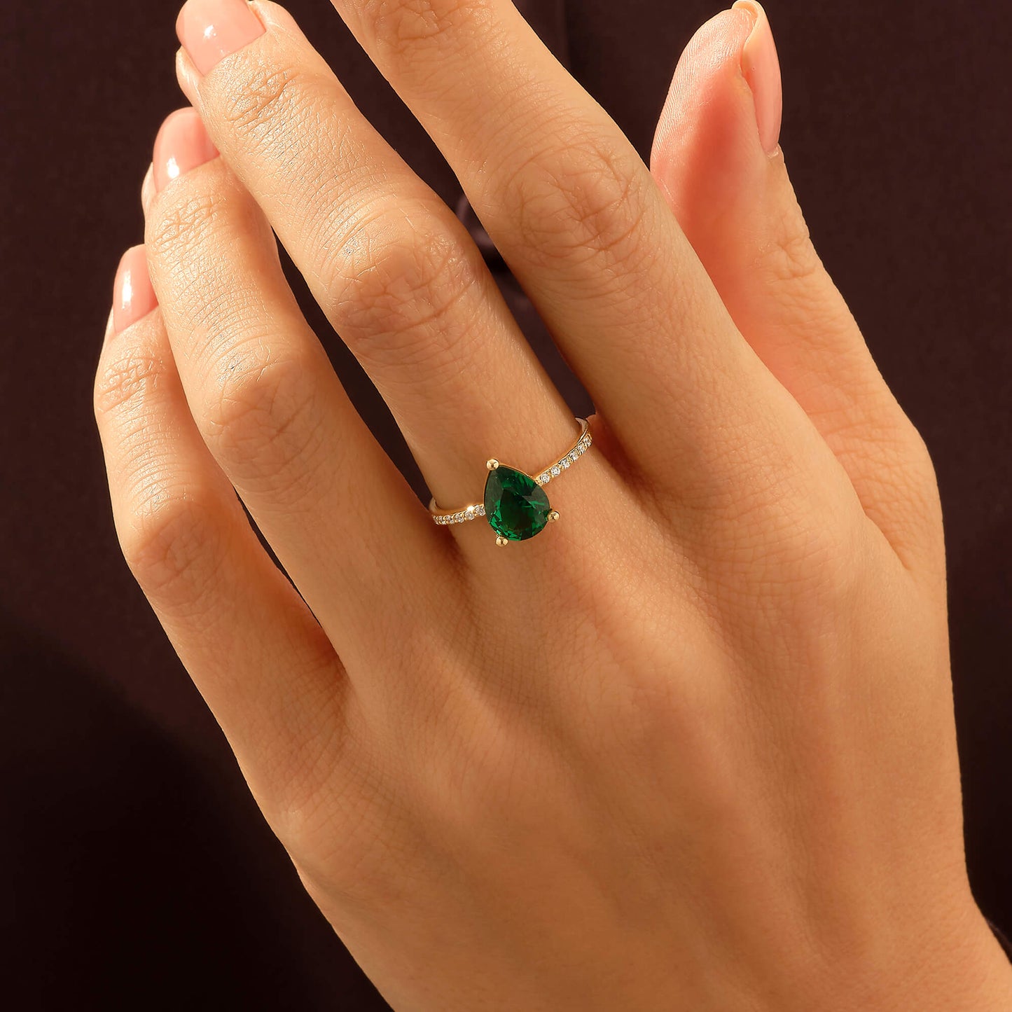 Pear Cut Emerald Ring in Gold