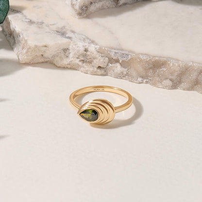 Pear Emerald Shell Ring in Gold