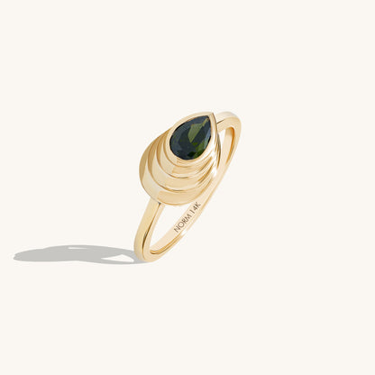 Pear Emerald Shell Ring in Gold