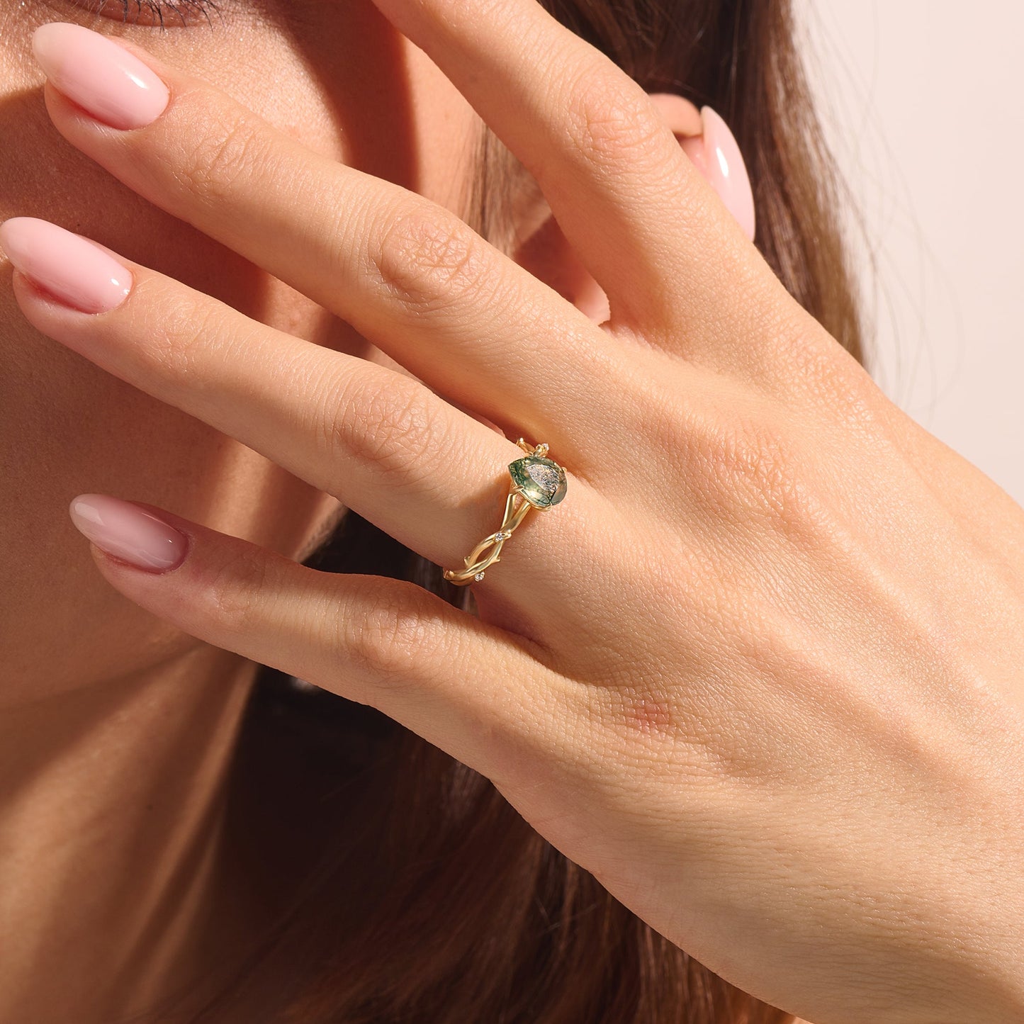 Pear Moss Agate Twig Ring in Gold