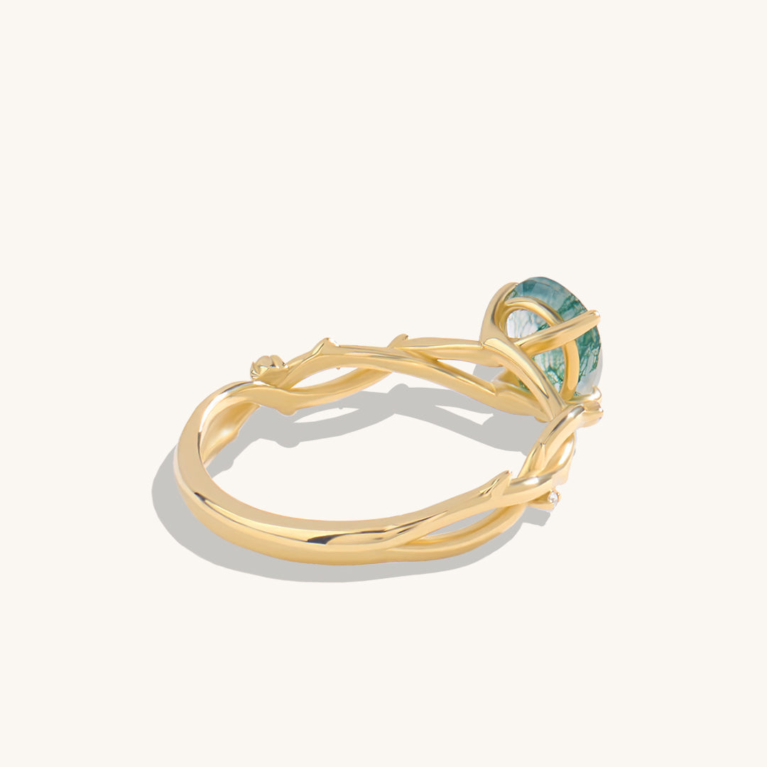 Pear Moss Agate Twig Ring in Gold