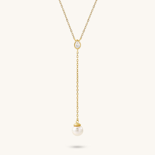Pearl Drop Necklace in Gold