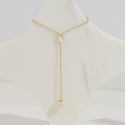 Pearl Drop Necklace in Gold