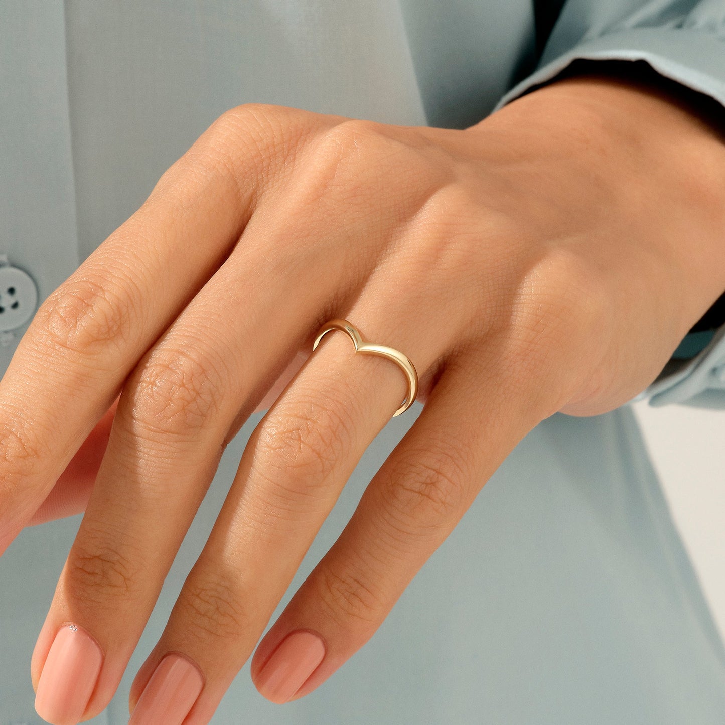 Wishbone Stacking Ring in Gold