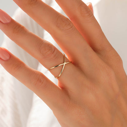 Plain X Ring in Gold