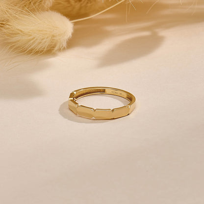 Premiere Band Ring in Gold