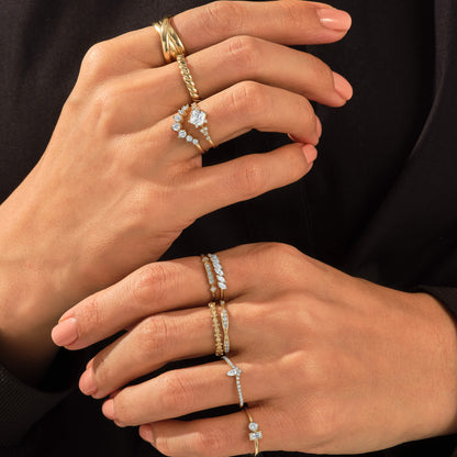 Premium Diamond Curved Ring in Gold