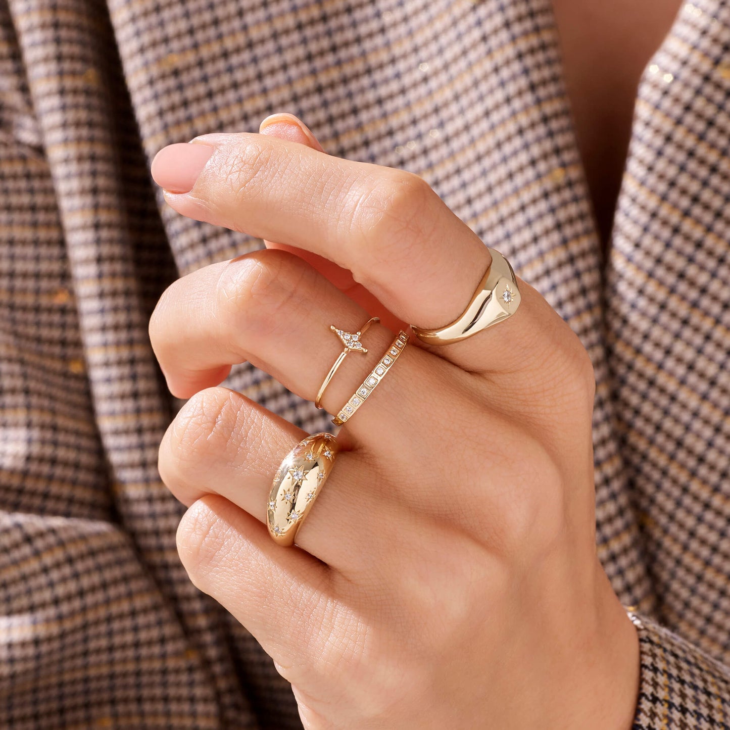 Premium Star Dome Ring in Gold