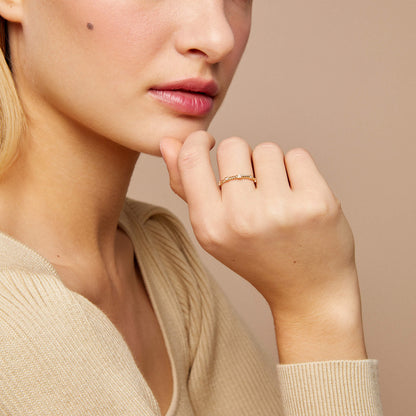 Premium Twined Solo Ring in Gold