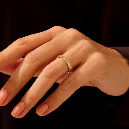 Premium Twisted Ring in Gold