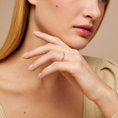 Pyramid Ring in Gold