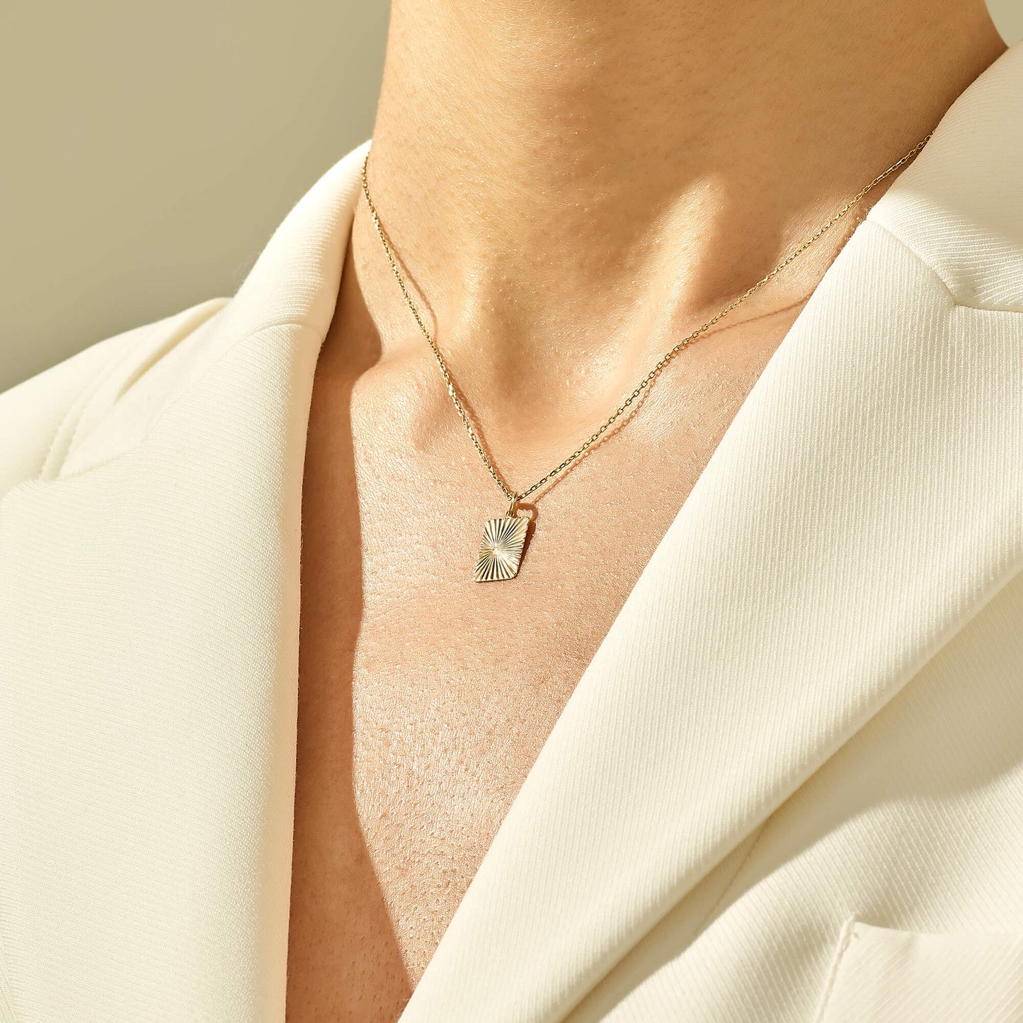 Rectangle Sun Necklace in Gold