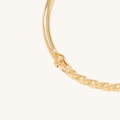 Rope Bangle Bracelet in Gold