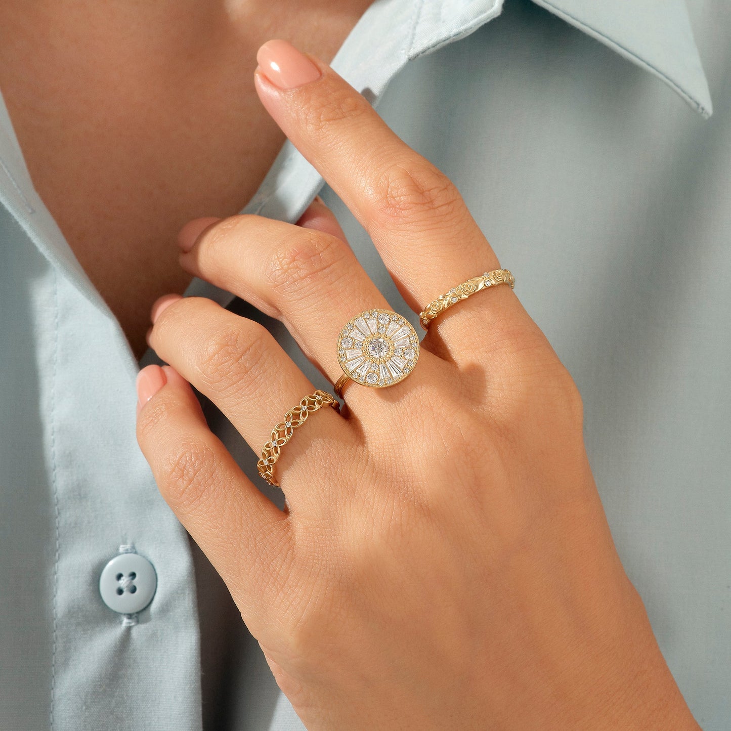 Round Mosaic Ring in Gold