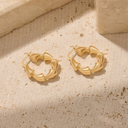 Sculpted Hoop Earrings in Gold