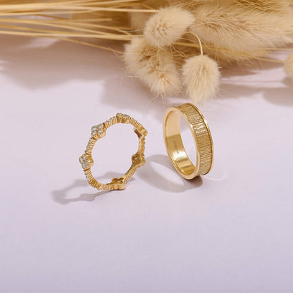 Shamrock Stacking Ring in Gold