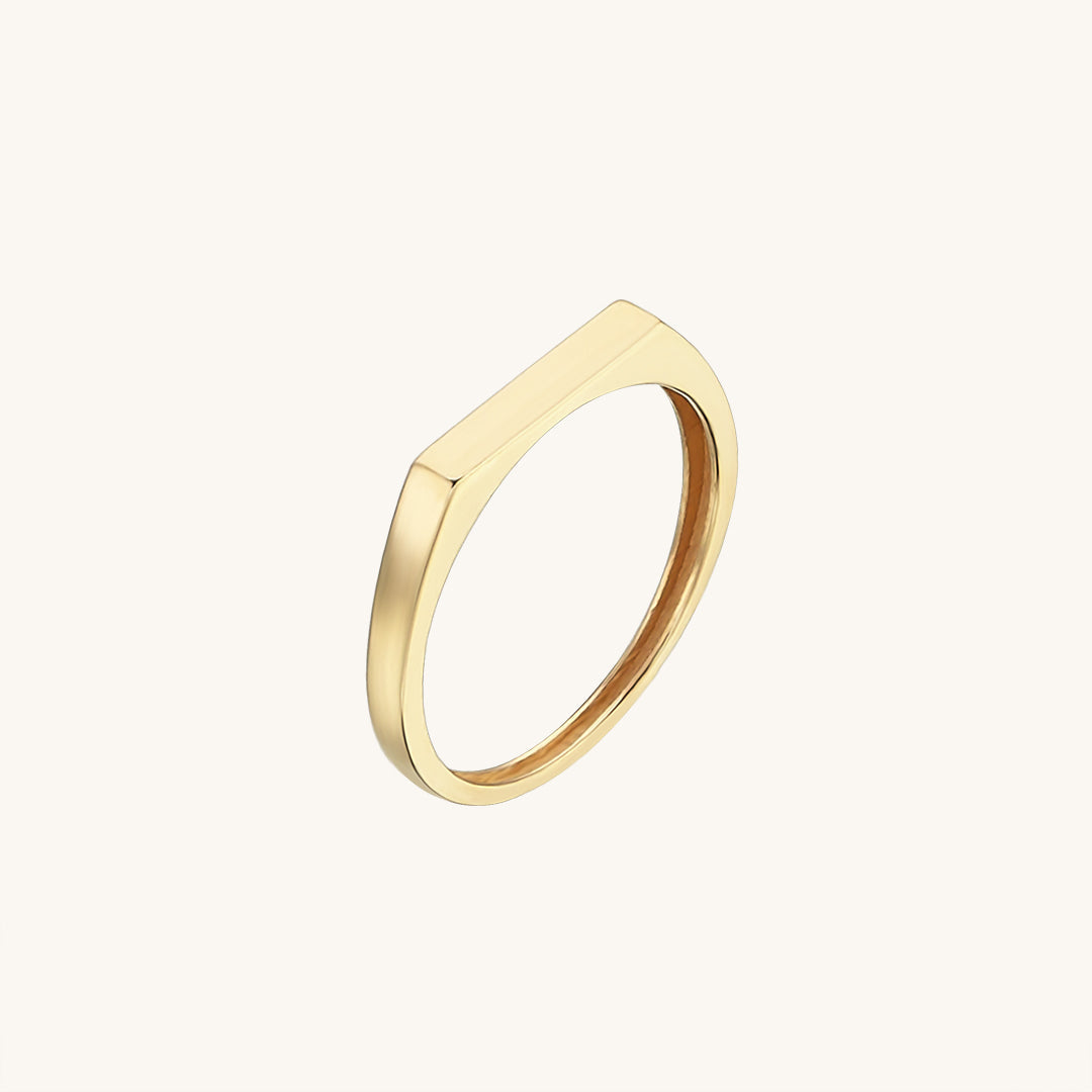Bar Signet Ring in Gold
