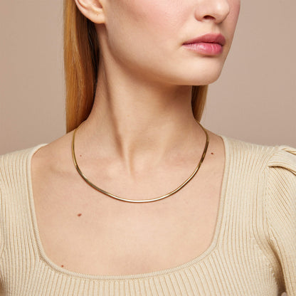 Snake Chain Necklace in Gold