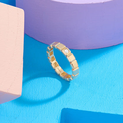 Solitaire Ice Cube Ring in Gold