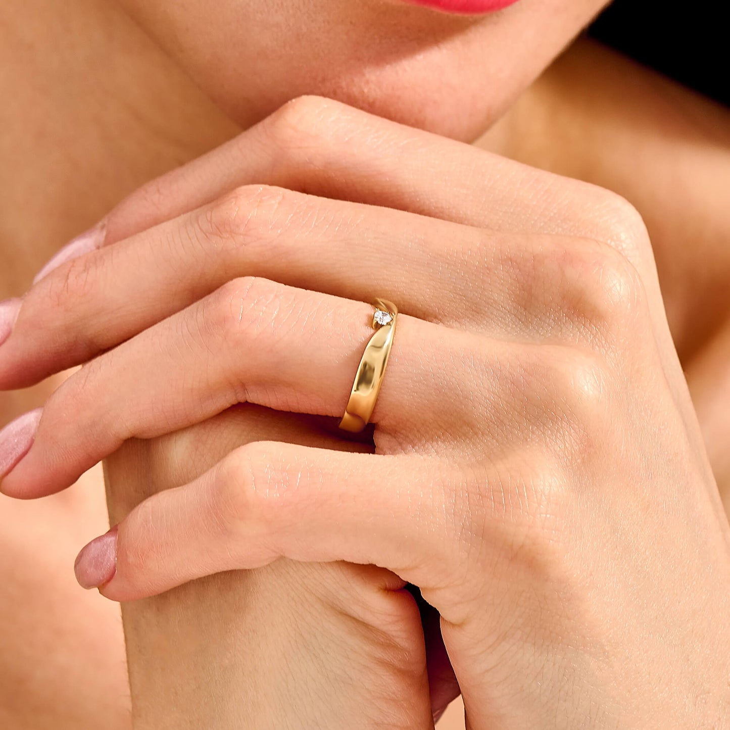 Solo Diamond Chevron Band in Gold