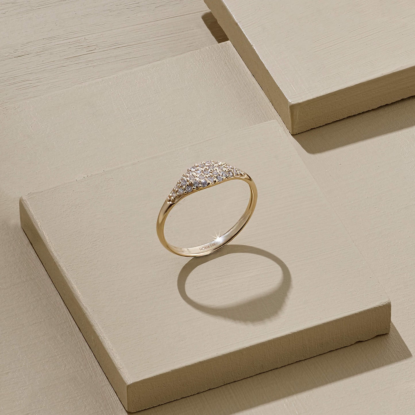 Sparkle Ring in Gold