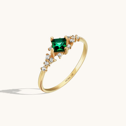 Sparkle Square Emerald Promise Ring in Gold