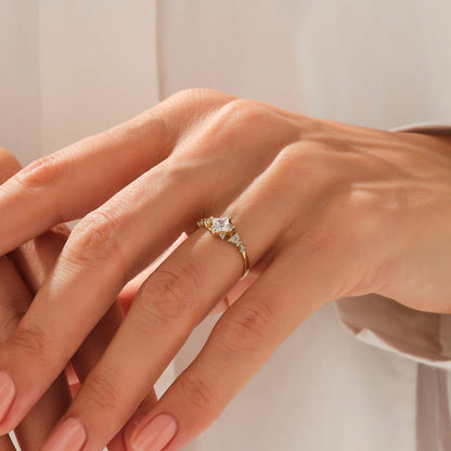 Sparkle Square Promise Ring in Gold