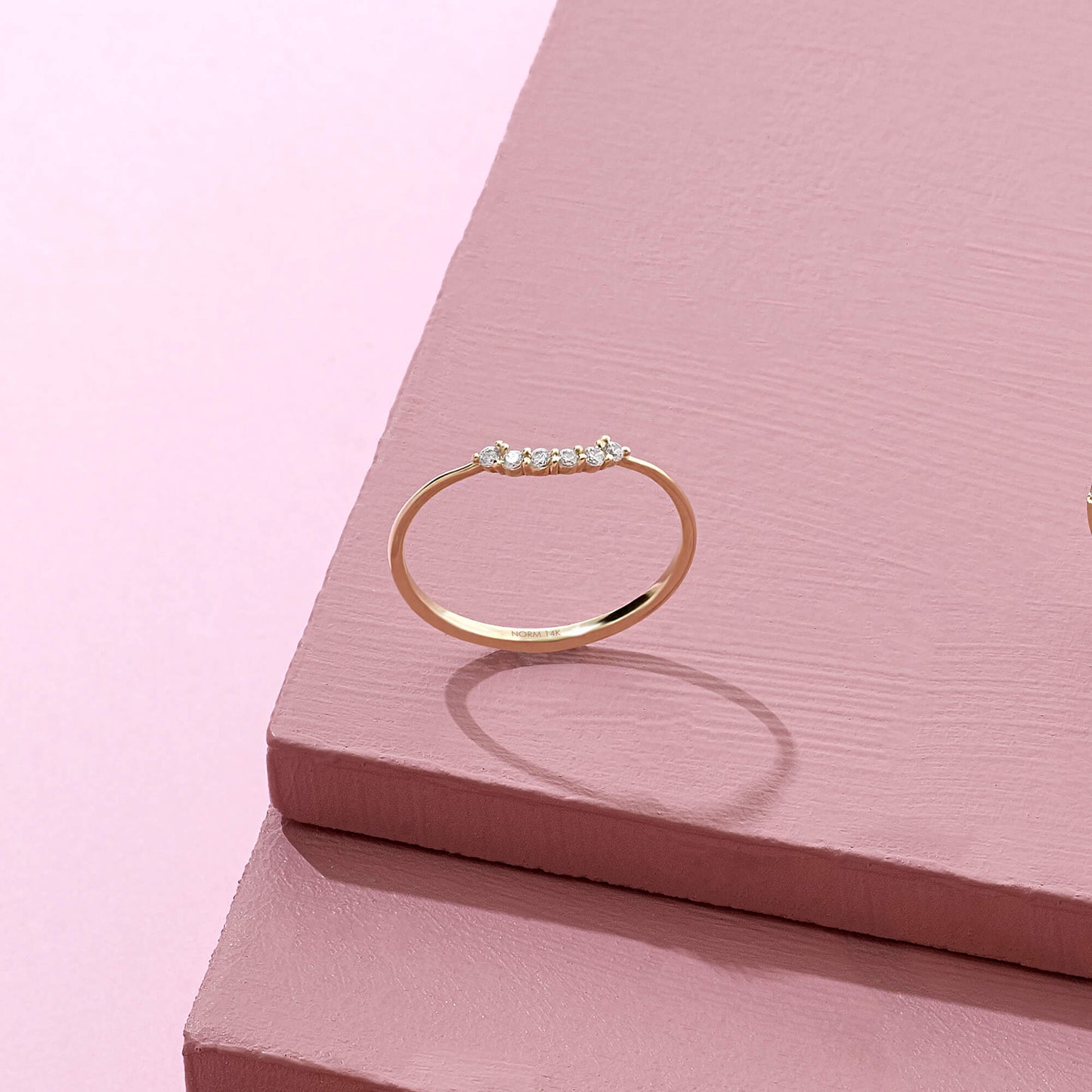 Stacking Curve Ring in Gold