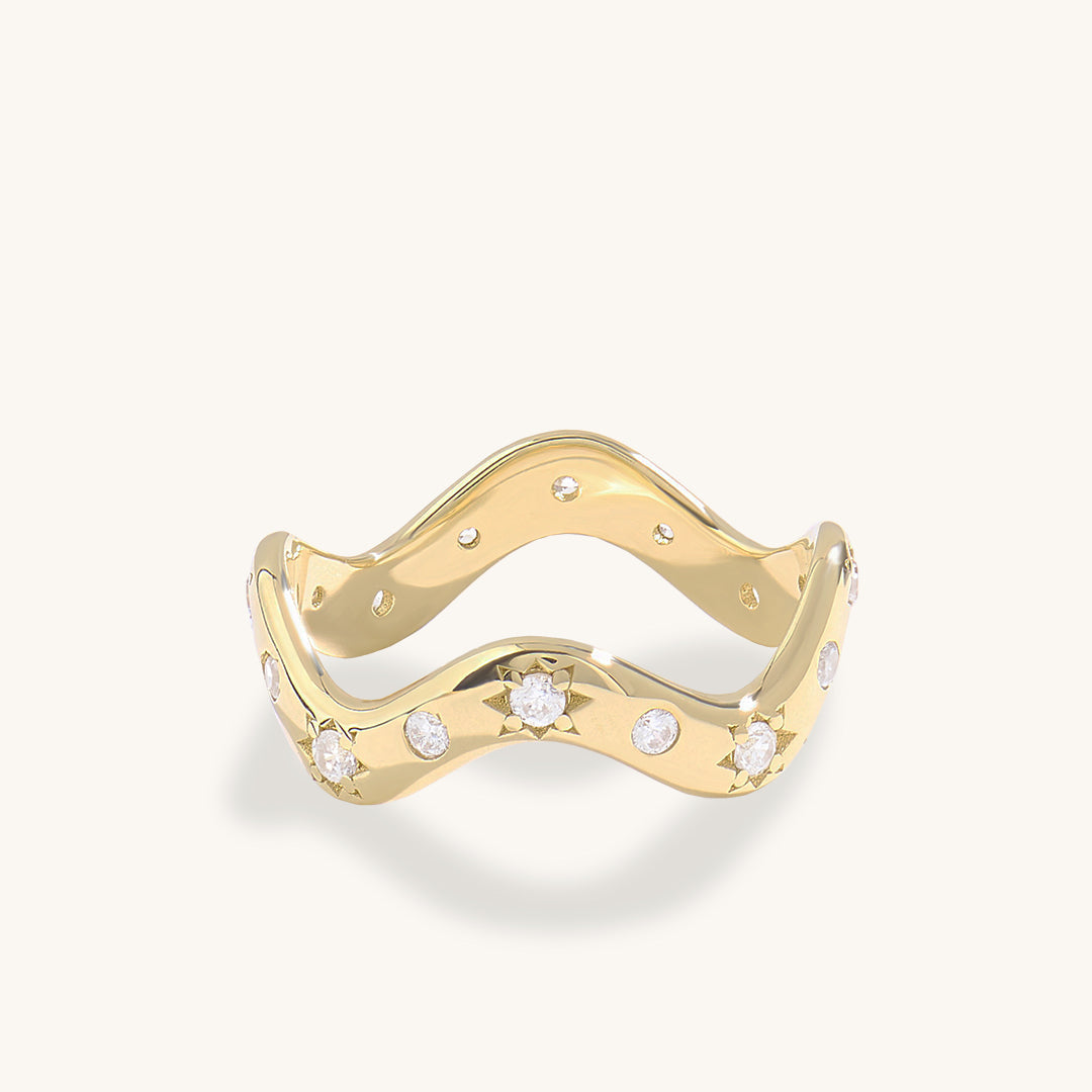 Star Pave Wave Ring in Gold
