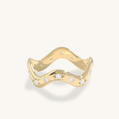 Star Pave Wave Ring in Gold