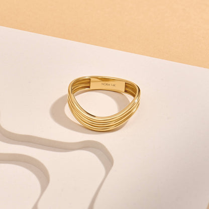 Stream Lines Wave Band Ring in Gold