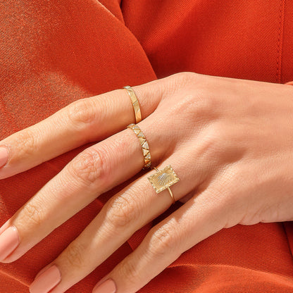 Sunshine Wedding Band Ring in Gold