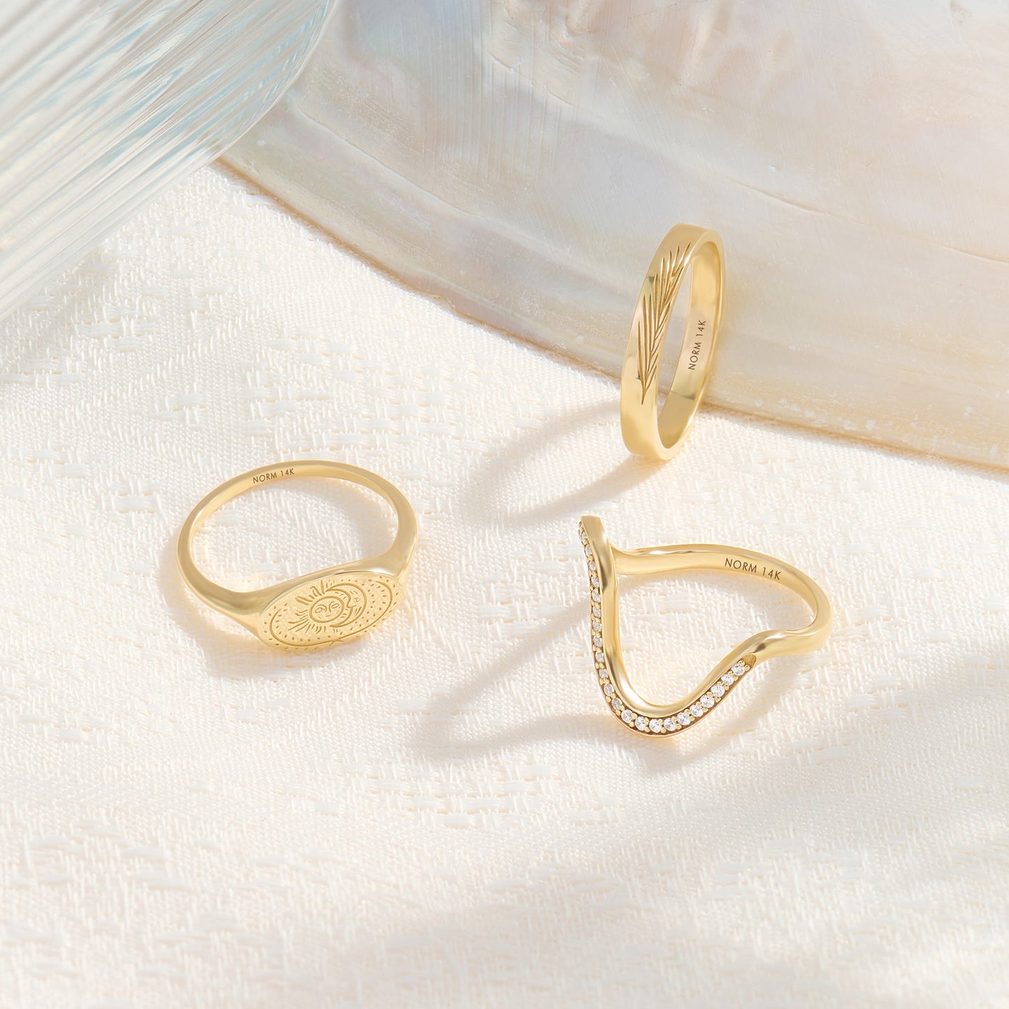 Sun and Moon Signet Ring in Gold