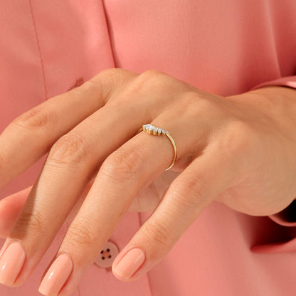 Sunburst Tapered Baguette Curved Ring in Gold