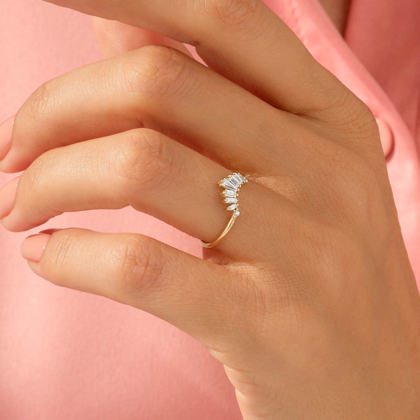 Sunburst Tapered Baguette Curved Ring in Gold