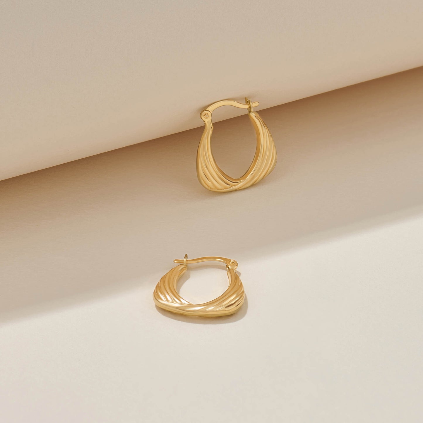 Swirl Hoop Earrings in Gold