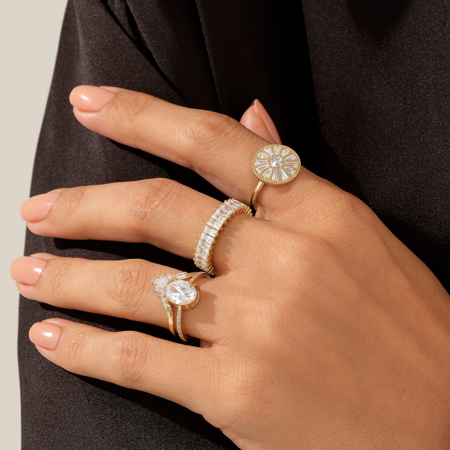 Tapered Baguette Curved Wedding Ring in Gold