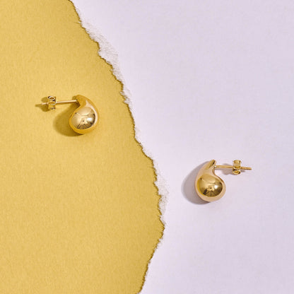 Teardrop Earrings in Gold
