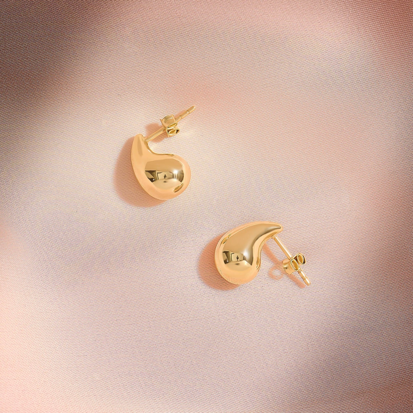 Teardrop Earrings in Gold